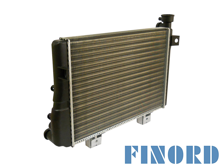 Радиатор охлаждения (универсал. с пробкой)  FN-2318 для а/м ВАЗ 2106, 21067i, 2101, 21011, 21013